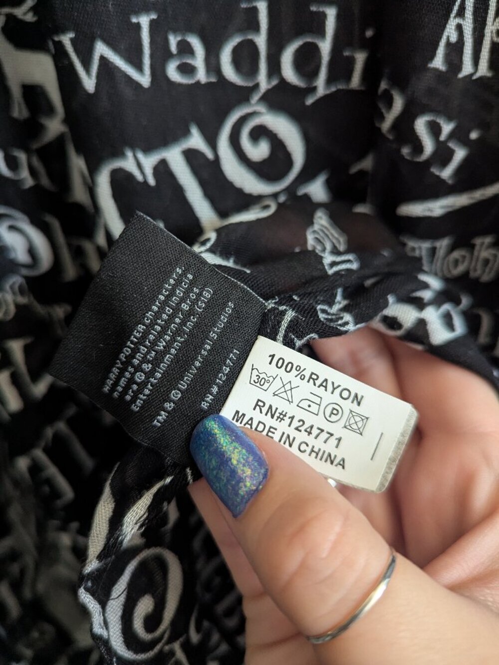 Harry Potter Wizarding World Universal Studios scarf - Picture 5 of 5
